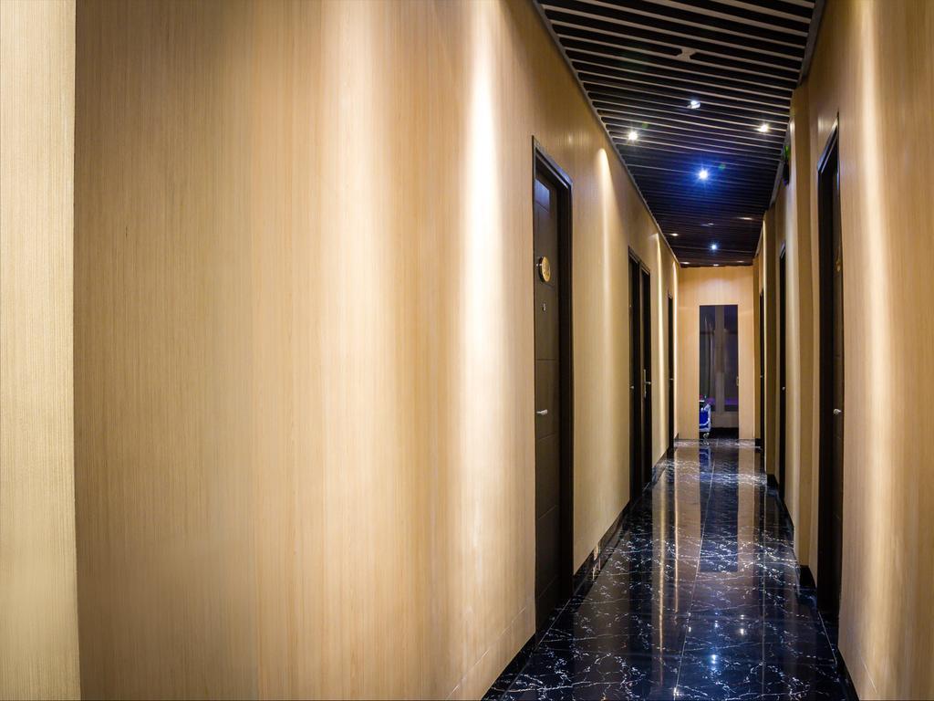 Madu Inn Jakarta Exterior foto